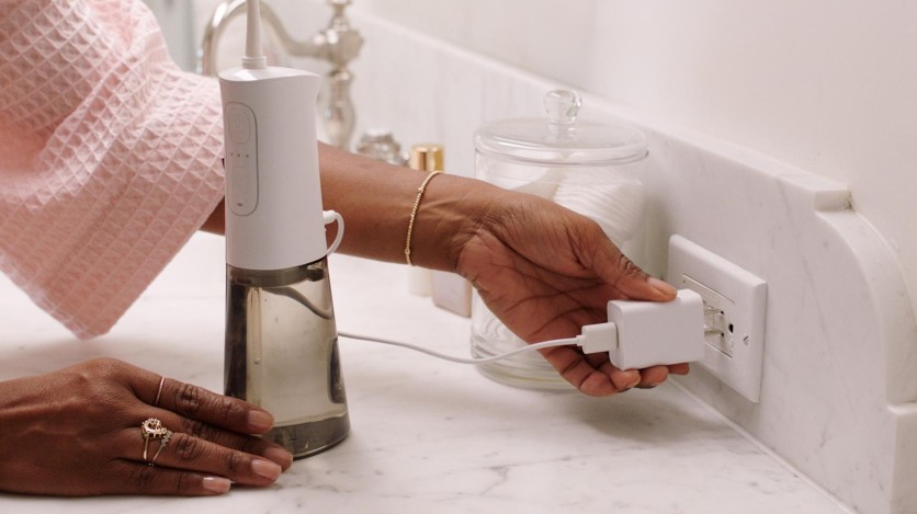 Miracle Smile Magic Flosser